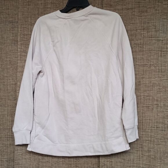 Universal Cream Sweatshirt - Picture 4 of 5